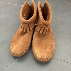 Minnetonka moccasins for kid